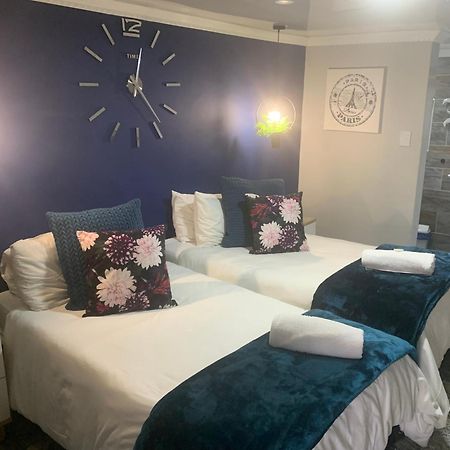 Mitchell'S Guesthouse Parow Esterno foto