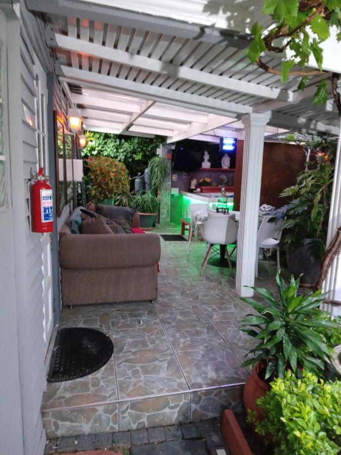 Mitchell'S Guesthouse Parow Esterno foto
