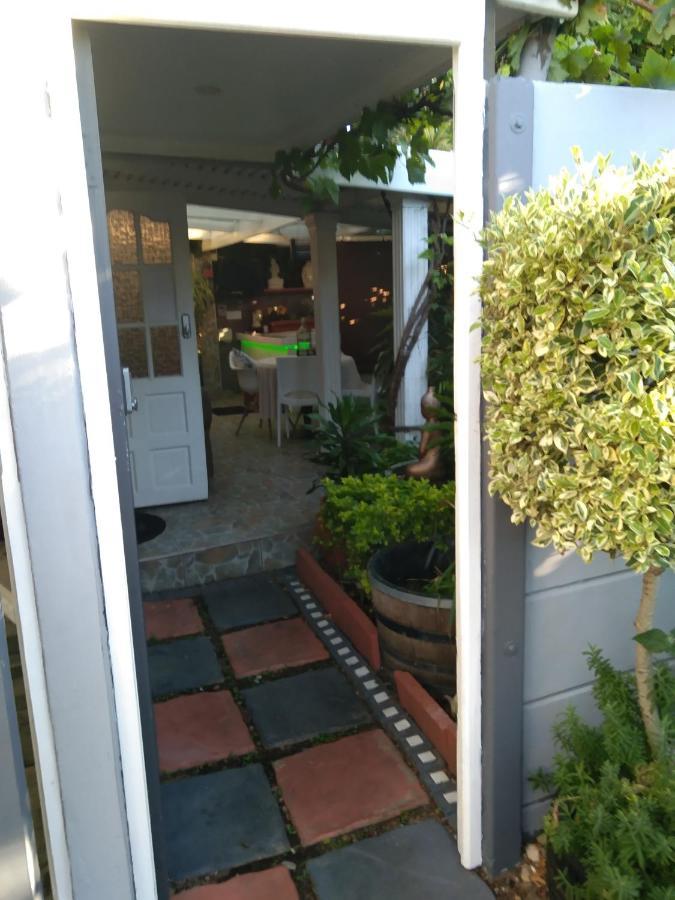 Mitchell'S Guesthouse Parow Esterno foto